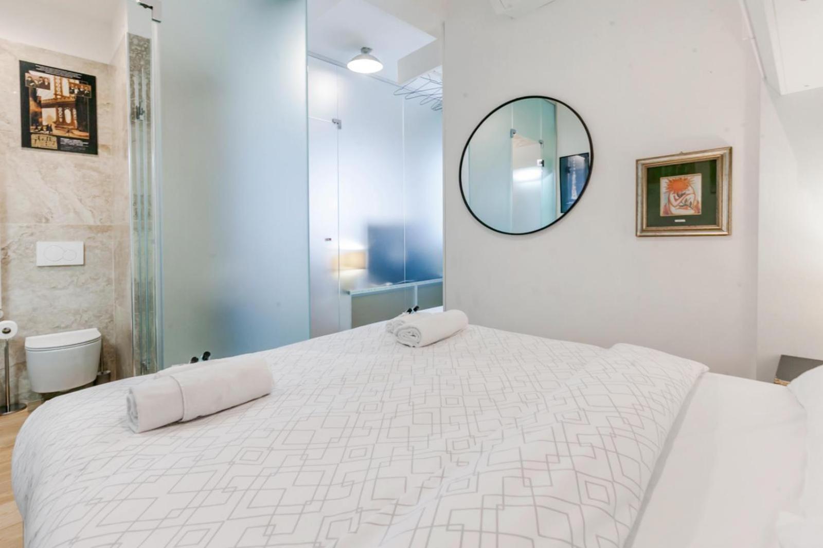 "Cine Cozy Loft" 3 Min Walk To Porta Romana Metro Station & Qc Terme Милан Экстерьер фото
