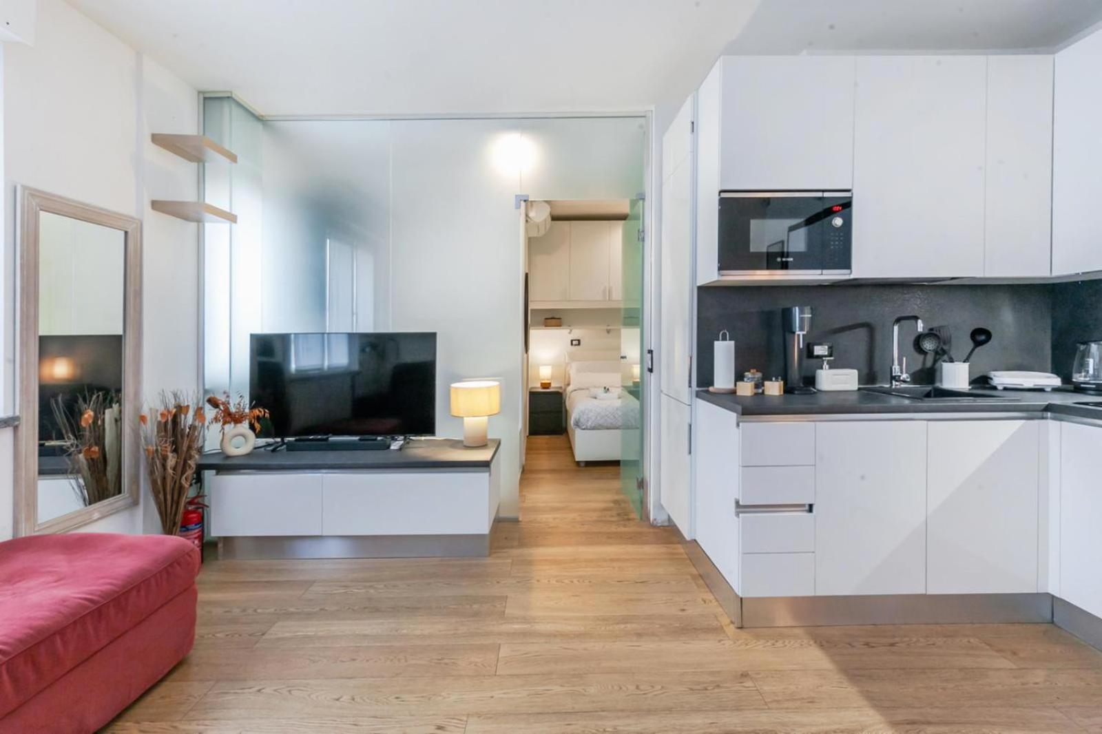 "Cine Cozy Loft" 3 Min Walk To Porta Romana Metro Station & Qc Terme Милан Экстерьер фото